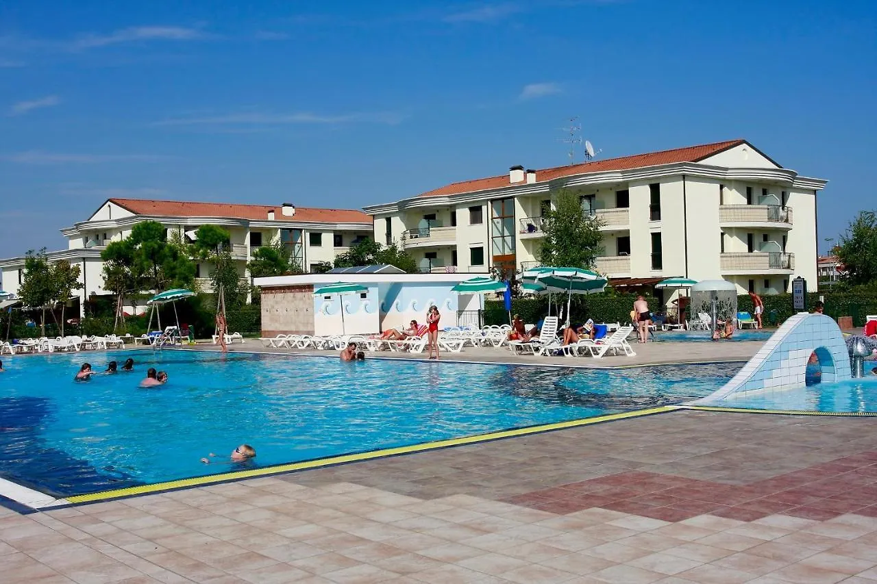 Tigli Lido Altanea Apartment Caorle 0*,